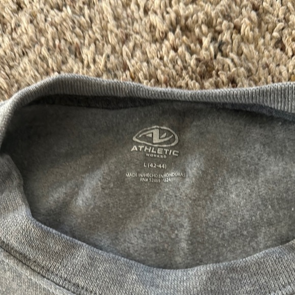 IDC nfl logo sweatshirt - Picture 3 of 4